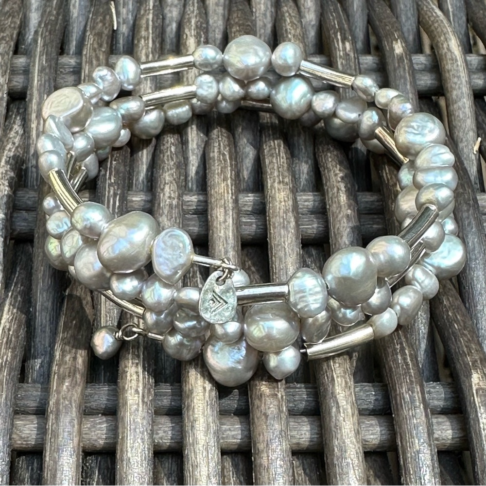 Silpada - Freshwater gray pearl and .925 sterling silver bracelet